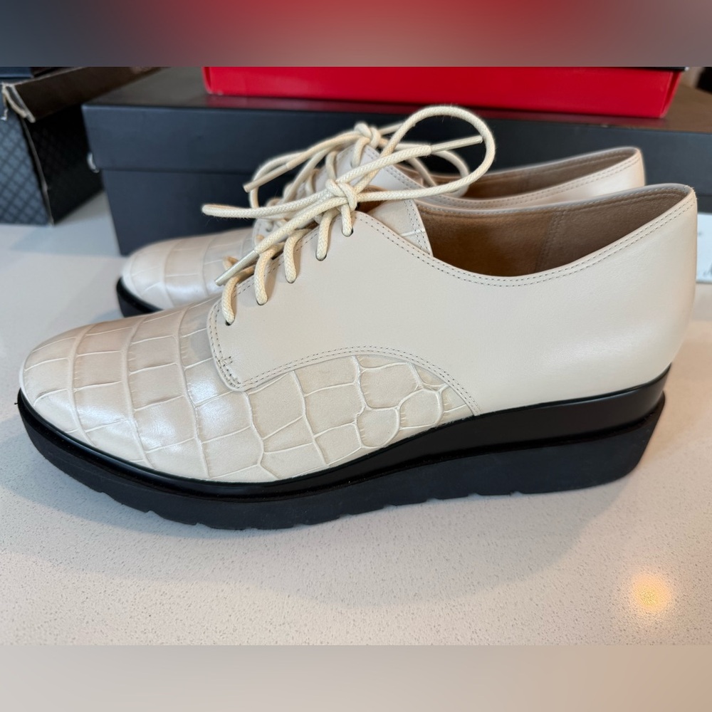 Naturalizer Cream and Black Shoes